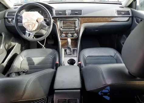 2015 Volkswagen Passat Sel z USA, uszkodzony, nr VIN 1VWCV7A34FC066944